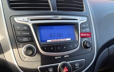 Hyundai Solaris II рестайлинг, 2011 год, 780 000 рублей, 18 фотография
