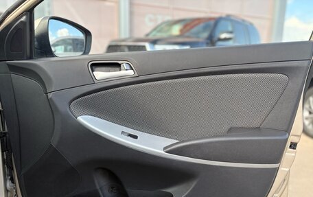 Hyundai Solaris II рестайлинг, 2011 год, 780 000 рублей, 28 фотография