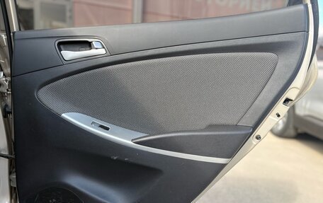Hyundai Solaris II рестайлинг, 2011 год, 780 000 рублей, 30 фотография