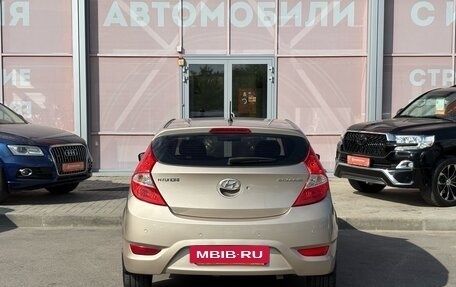 Hyundai Solaris II рестайлинг, 2011 год, 780 000 рублей, 6 фотография
