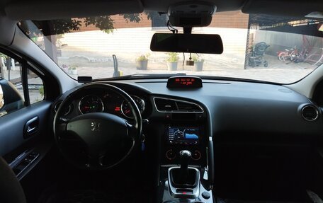 Peugeot 3008 I рестайлинг, 2011 год, 830 000 рублей, 15 фотография