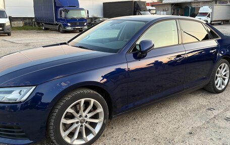 Audi A4, 2019 год, 2 800 000 рублей, 3 фотография