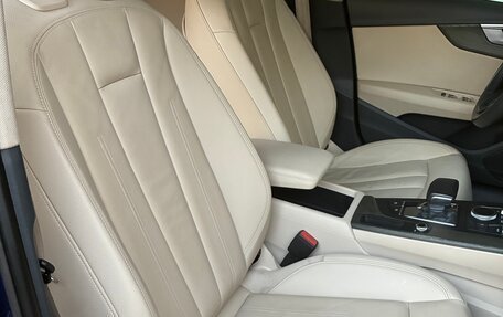 Audi A4, 2019 год, 2 800 000 рублей, 10 фотография