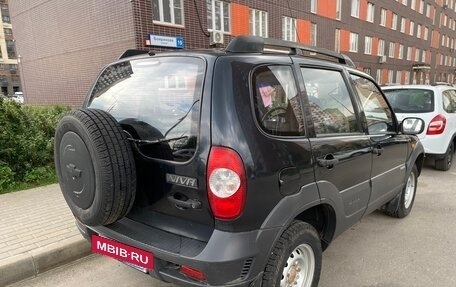 Chevrolet Niva I рестайлинг, 2010 год, 455 555 рублей, 3 фотография