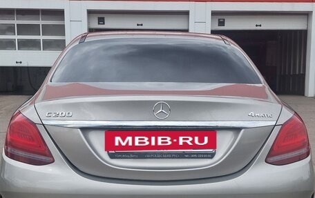 Mercedes-Benz C-Класс, 2018 год, 3 300 000 рублей, 4 фотография