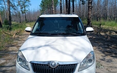 Skoda Fabia II, 2011 год, 600 000 рублей, 3 фотография