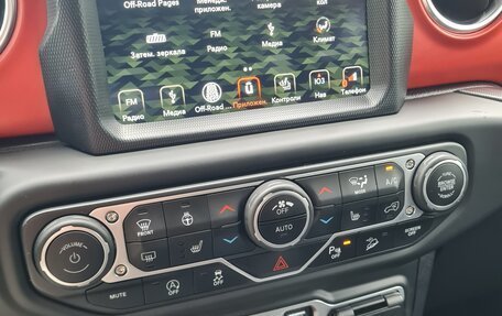 Jeep Wrangler, 2018 год, 4 990 000 рублей, 15 фотография