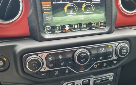 Jeep Wrangler, 2018 год, 4 990 000 рублей, 14 фотография