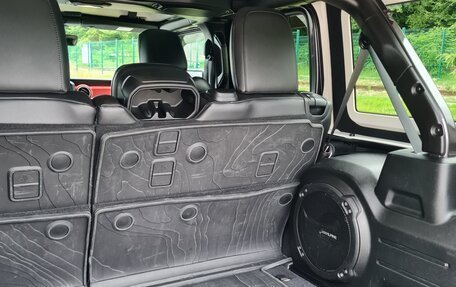 Jeep Wrangler, 2018 год, 4 990 000 рублей, 24 фотография