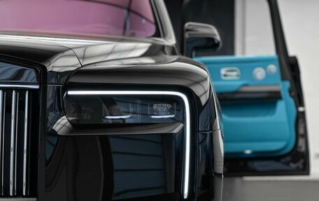 Rolls-Royce Cullinan, 2025 год, 107 000 000 рублей, 9 фотография