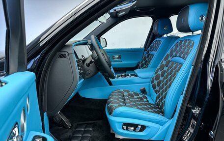 Rolls-Royce Cullinan, 2025 год, 107 000 000 рублей, 12 фотография