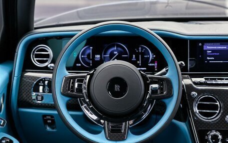 Rolls-Royce Cullinan, 2025 год, 107 000 000 рублей, 19 фотография