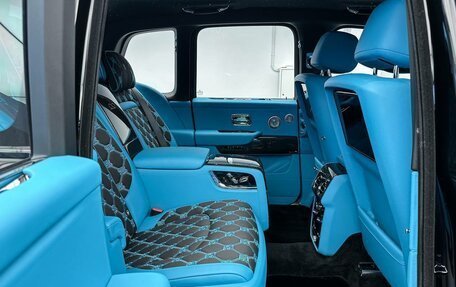 Rolls-Royce Cullinan, 2025 год, 107 000 000 рублей, 28 фотография