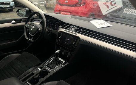 Volkswagen Passat B8 рестайлинг, 2018 год, 2 099 000 рублей, 9 фотография