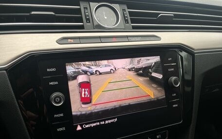 Volkswagen Passat B8 рестайлинг, 2018 год, 2 099 000 рублей, 11 фотография