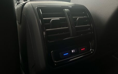 Volkswagen Passat B8 рестайлинг, 2018 год, 2 099 000 рублей, 19 фотография