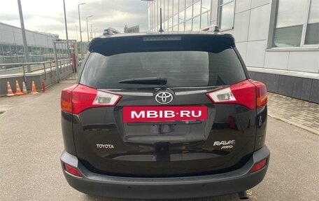 Toyota RAV4, 2014 год, 1 899 000 рублей, 4 фотография