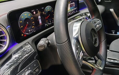 Mercedes-Benz CLA, 2022 год, 4 800 000 рублей, 14 фотография