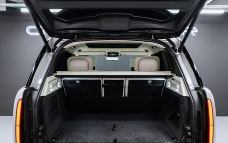 Land Rover Range Rover IV рестайлинг, 2025 год, 32 900 000 рублей, 25 фотография