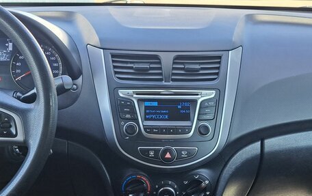 Hyundai Solaris II рестайлинг, 2016 год, 859 000 рублей, 15 фотография