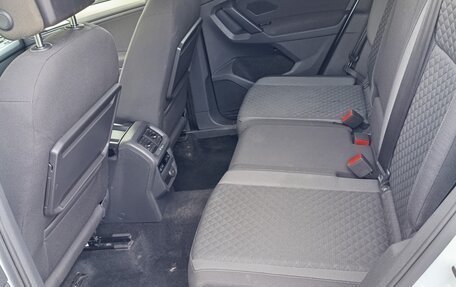 Volkswagen Tiguan II, 2018 год, 1 600 000 рублей, 7 фотография