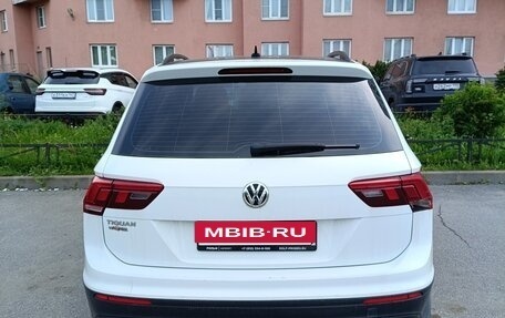 Volkswagen Tiguan II, 2018 год, 1 600 000 рублей, 3 фотография