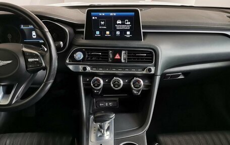 Genesis G70 I, 2018 год, 1 695 000 рублей, 11 фотография