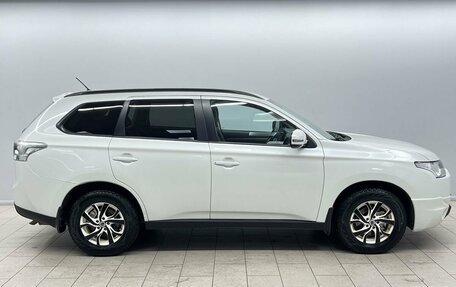 Mitsubishi Outlander III рестайлинг 3, 2013 год, 1 250 000 рублей, 5 фотография