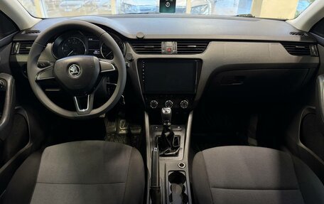 Skoda Octavia, 2015 год, 890 000 рублей, 8 фотография