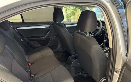 Skoda Octavia, 2015 год, 890 000 рублей, 10 фотография