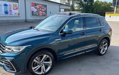 Volkswagen Tiguan II, 2021 год, 2 700 000 рублей, 4 фотография