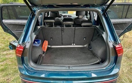 Volkswagen Tiguan II, 2021 год, 2 700 000 рублей, 22 фотография