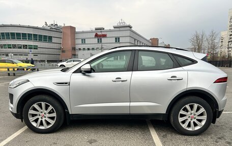 Jaguar E-Pace, 2018 год, 1 950 000 рублей, 10 фотография