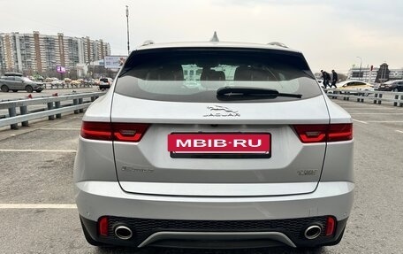 Jaguar E-Pace, 2018 год, 1 950 000 рублей, 7 фотография