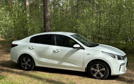 KIA Rio IV, 2019 год, 1 360 000 рублей, 7 фотография