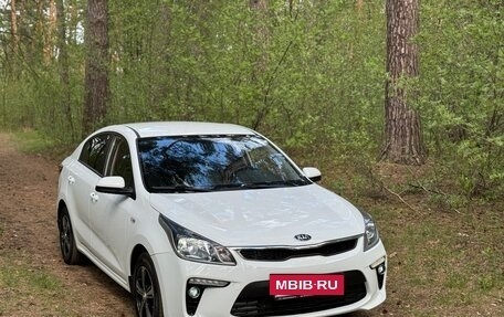 KIA Rio IV, 2019 год, 1 360 000 рублей, 2 фотография