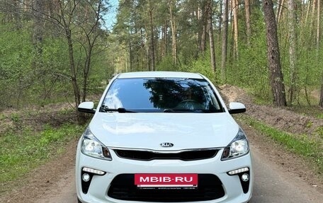 KIA Rio IV, 2019 год, 1 360 000 рублей, 12 фотография