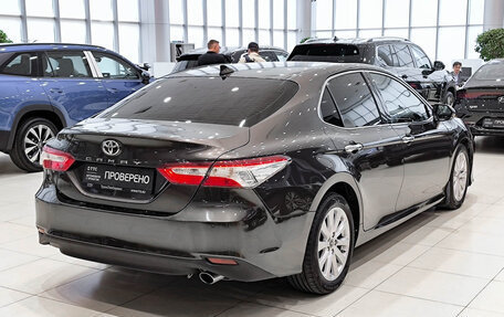 Toyota Camry, 2018 год, 2 299 000 рублей, 6 фотография