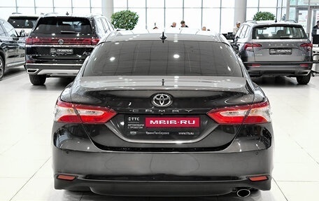 Toyota Camry, 2018 год, 2 299 000 рублей, 7 фотография