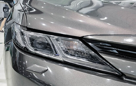 Toyota Camry, 2018 год, 2 299 000 рублей, 21 фотография