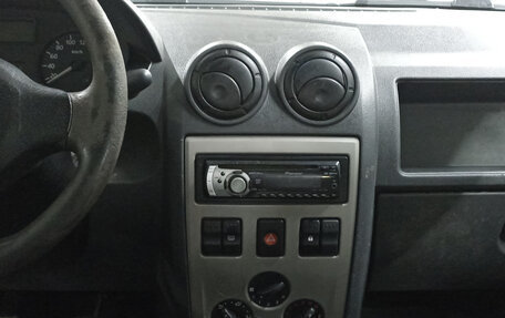 Renault Logan I, 2007 год, 242 000 рублей, 19 фотография