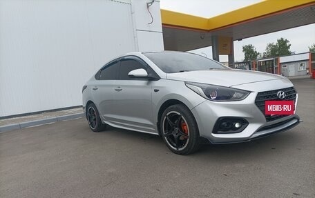 Hyundai Solaris II рестайлинг, 2017 год, 1 250 000 рублей, 4 фотография