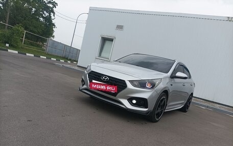 Hyundai Solaris II рестайлинг, 2017 год, 1 250 000 рублей, 5 фотография