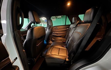 Ford Explorer VI, 2018 год, 2 800 000 рублей, 6 фотография