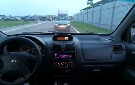 Mitsubishi Space Star I рестайлинг, 2004 год, 575 000 рублей, 11 фотография