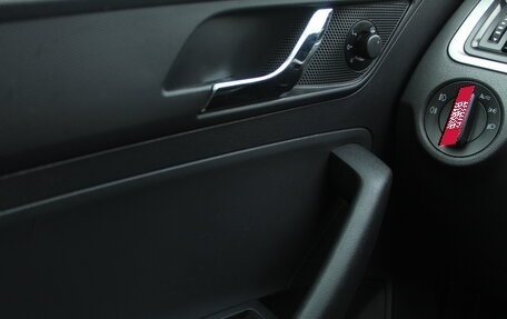 Skoda Rapid I, 2017 год, 1 300 000 рублей, 14 фотография