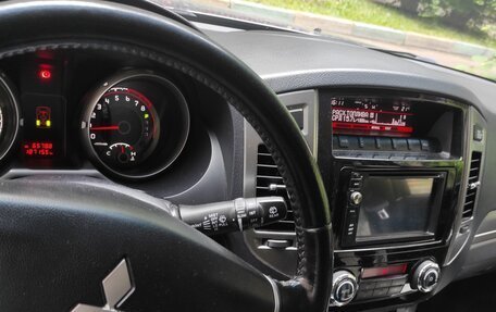 Mitsubishi Pajero IV, 2015 год, 2 400 000 рублей, 12 фотография