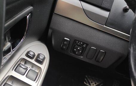 Mitsubishi Pajero IV, 2015 год, 2 400 000 рублей, 10 фотография
