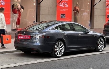 Tesla Model S I, 2017 год, 4 200 000 рублей, 2 фотография