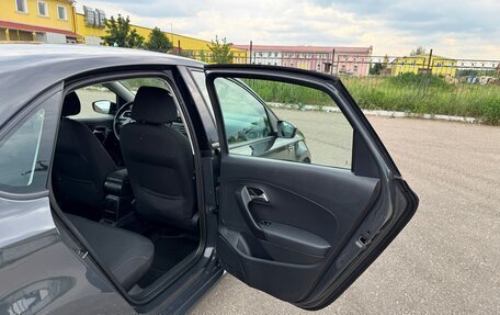 Volkswagen Polo VI (EU Market), 2017 год, 1 100 000 рублей, 28 фотография